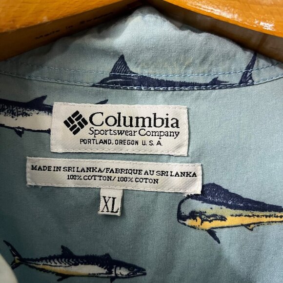 Columbia Men's Short Sleeve Button-Up Shirt With‎ Fish Print Light Blue XL - Picture 2 of 9